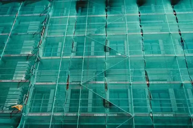 3 Main Type of Scaffolding Cover | Scaffold Tower Hire