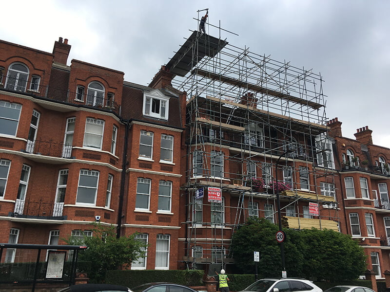 scaffold on a 3 storey residential building