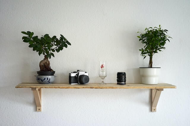 Wooden floating shelve