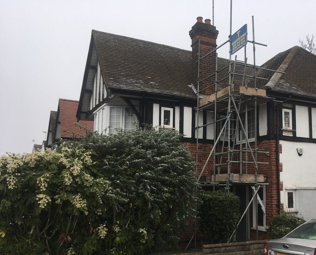 scaffold tower for chimney and gutter