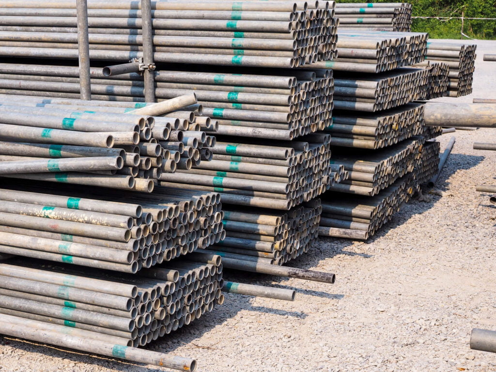 stacked aluminium scaffold poles