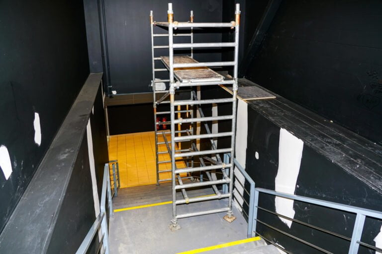 stairwell scaffold tower